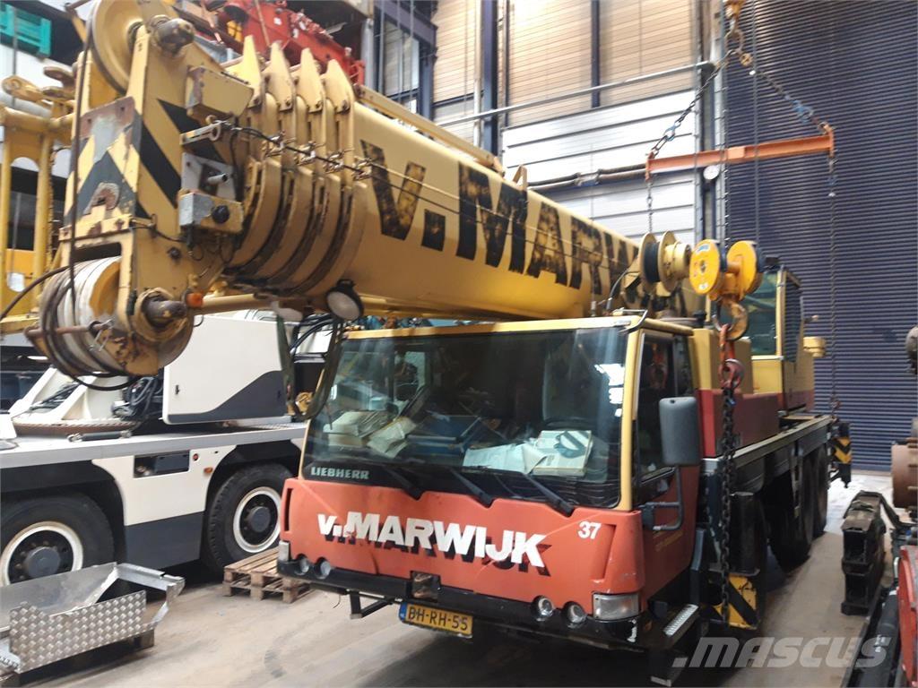 Liebherr LTM 1060-2 A/T 크레인