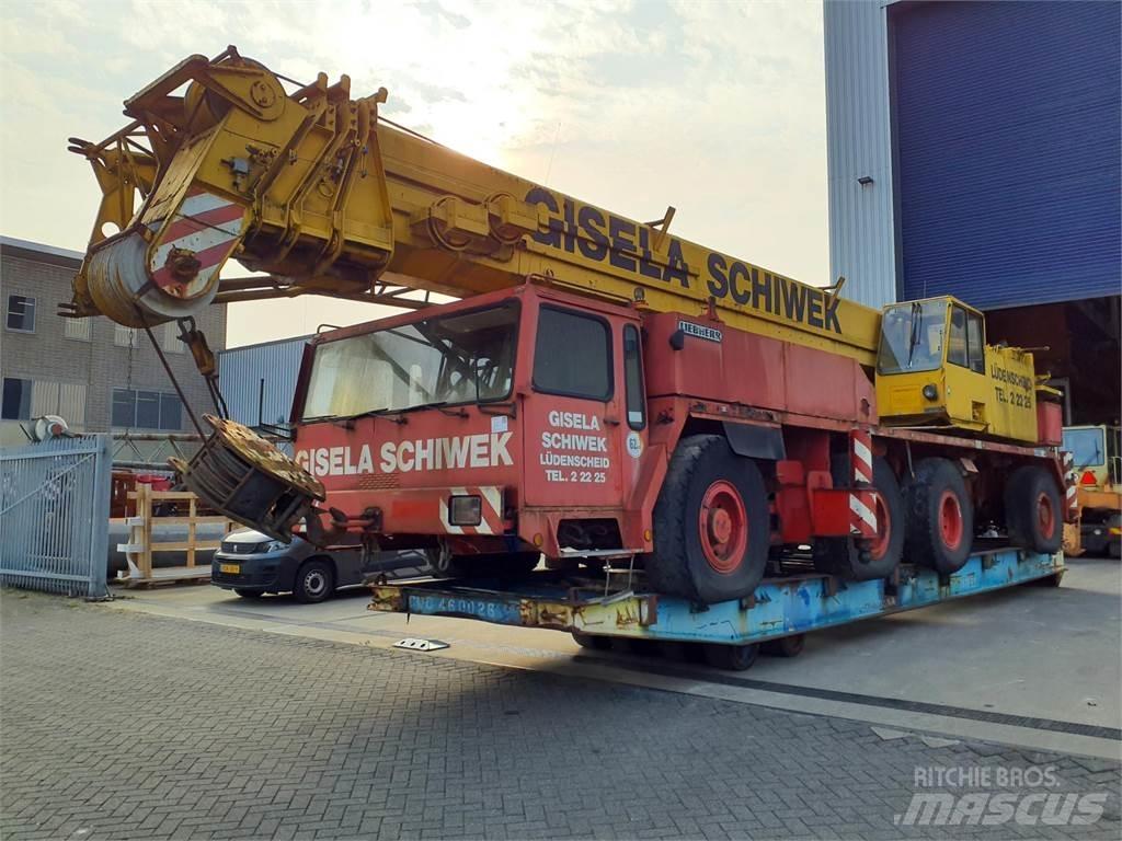 Liebherr LTM 1100 A/T 크레인
