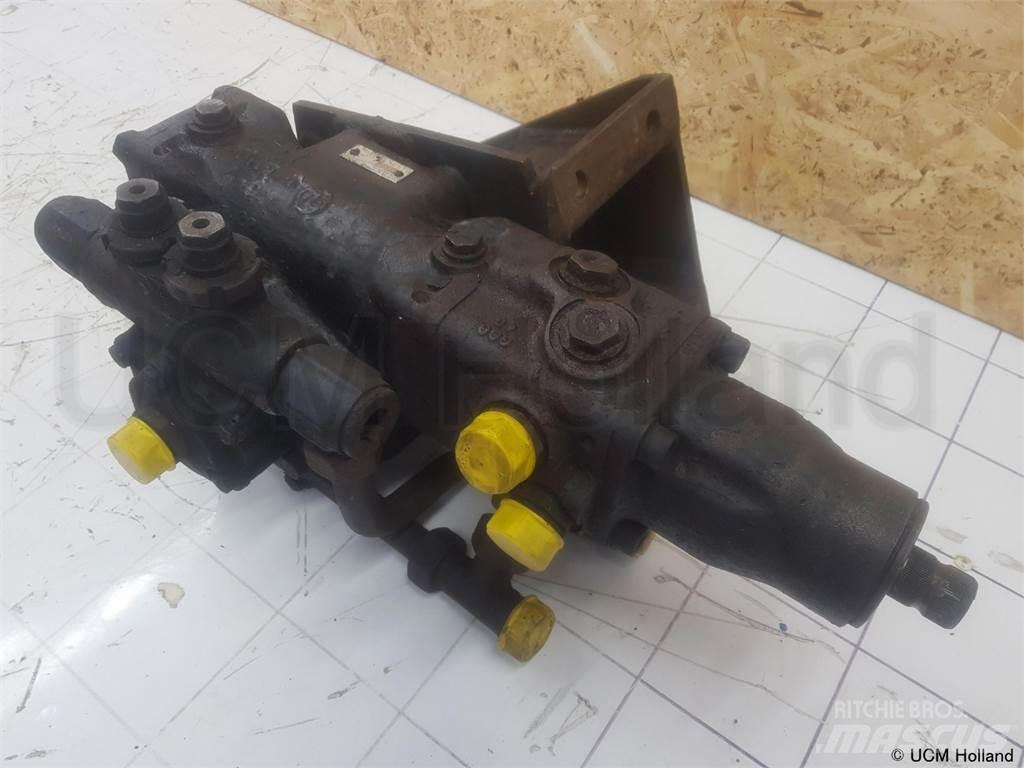  Steering box 크레인 부품 및 장비