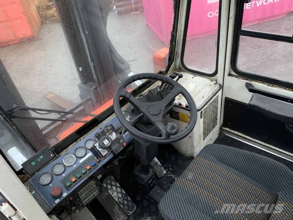 Svetruck 13,6-120-32 디젤 지게차