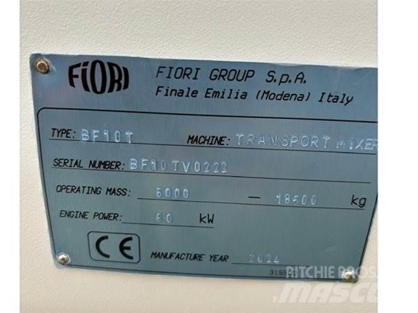 Fiori DB560T 콘크리트 믹서트럭