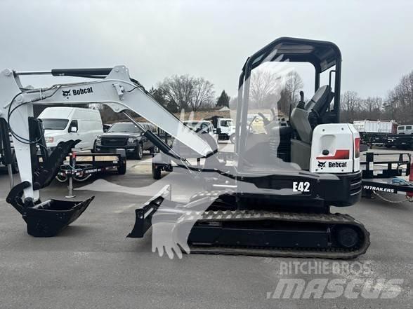 Bobcat E42 소형 굴삭기 7톤 미만