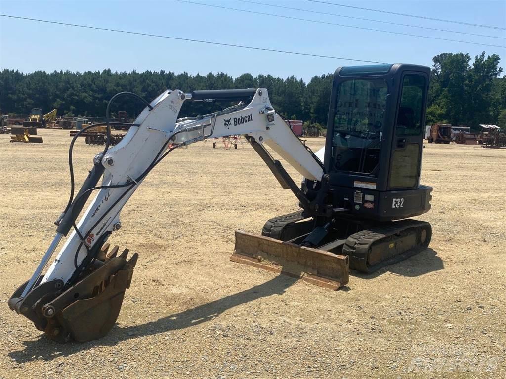 Bobcat E32 건설 장비 - 기타