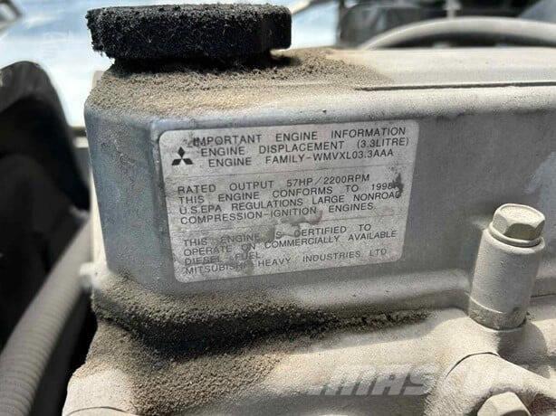 CAT DP30K 건설 장비 - 기타