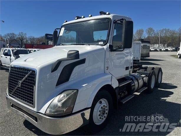 Volvo VNL 건설 장비 - 기타