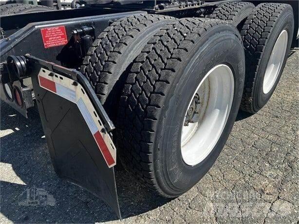 Volvo VNL 건설 장비 - 기타