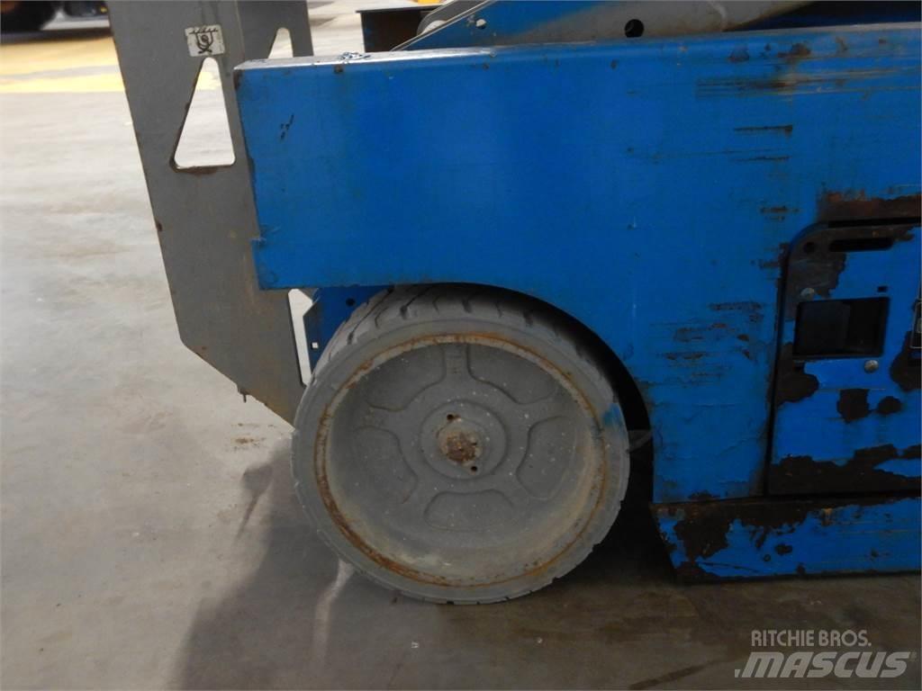 Genie GS2032 가위형 리프트