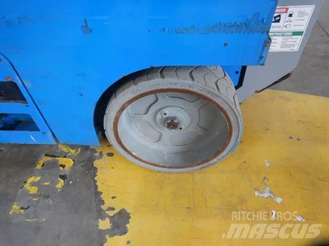 Genie GS2032 가위형 리프트