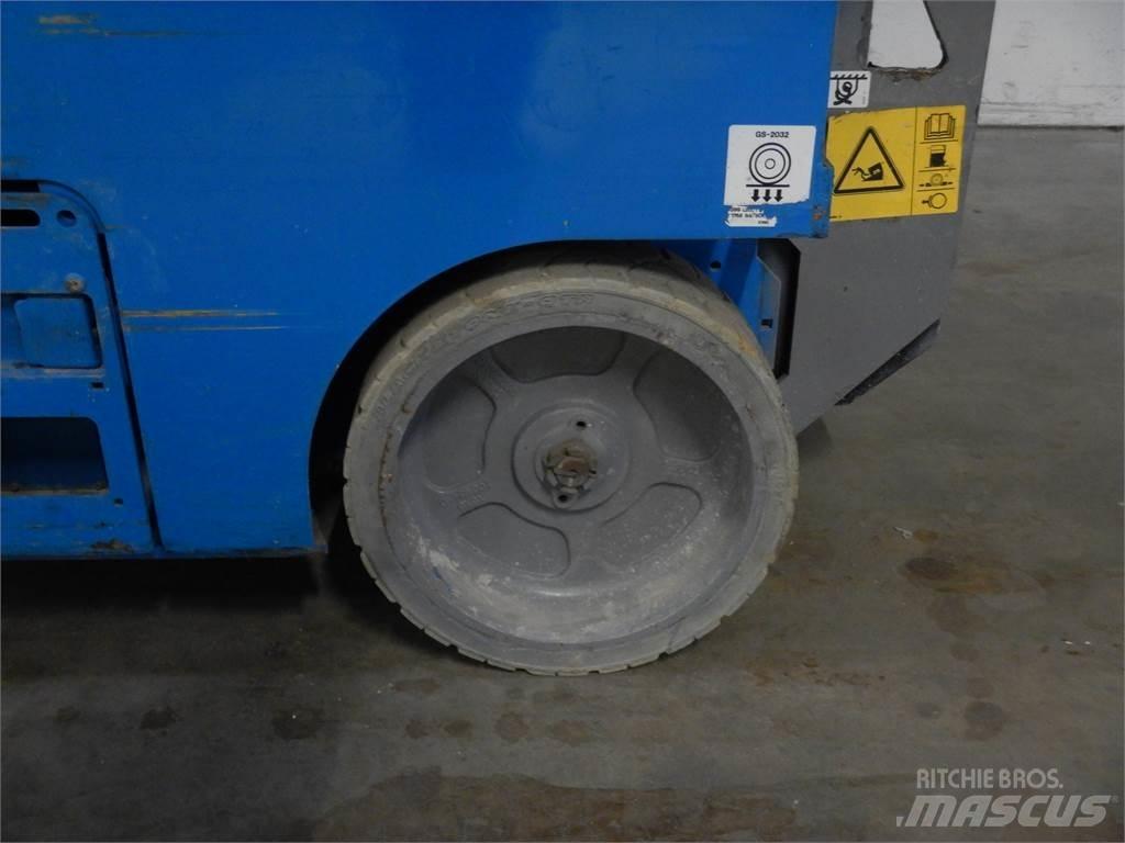 Genie GS2032 가위형 리프트