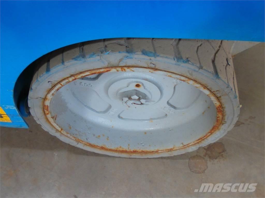 Genie GS2032 가위형 리프트