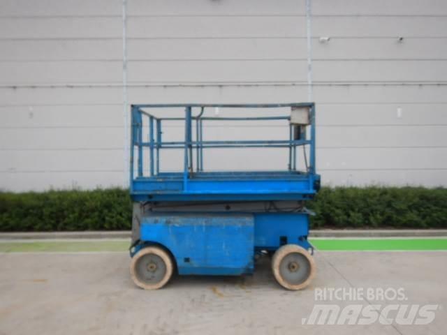 Genie GS3268DC 가위형 리프트