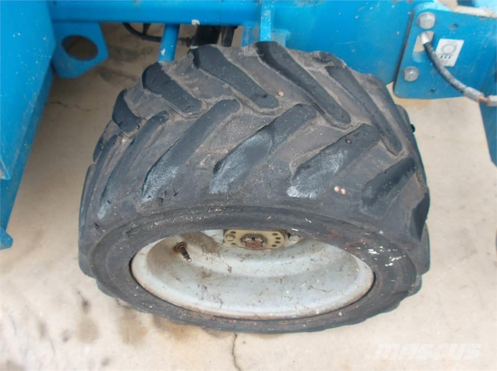 Genie GS3268RT 가위형 리프트