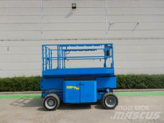 Genie GS3369DC 가위형 리프트