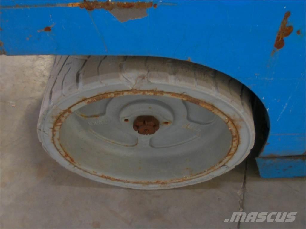 Genie GS4047 가위형 리프트