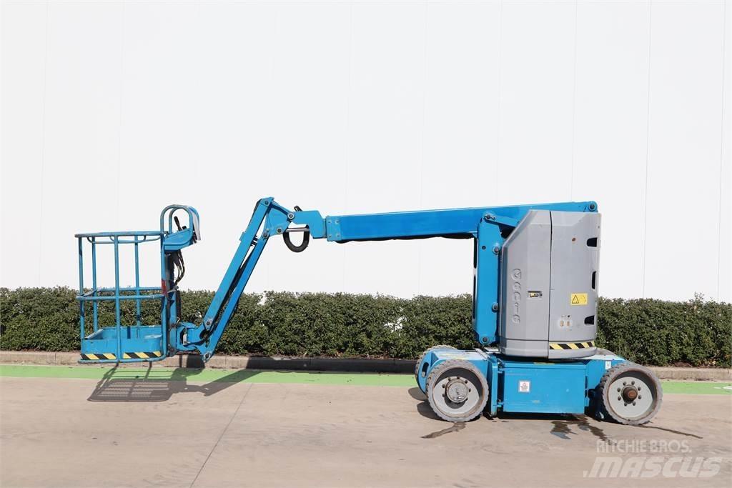 Genie Z30-20N 관절형 전동이동 리프트