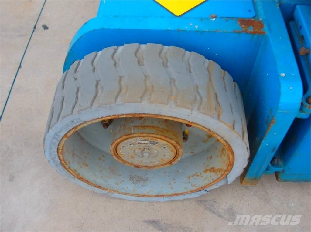 Genie Z30-20N 관절형 전동이동 리프트