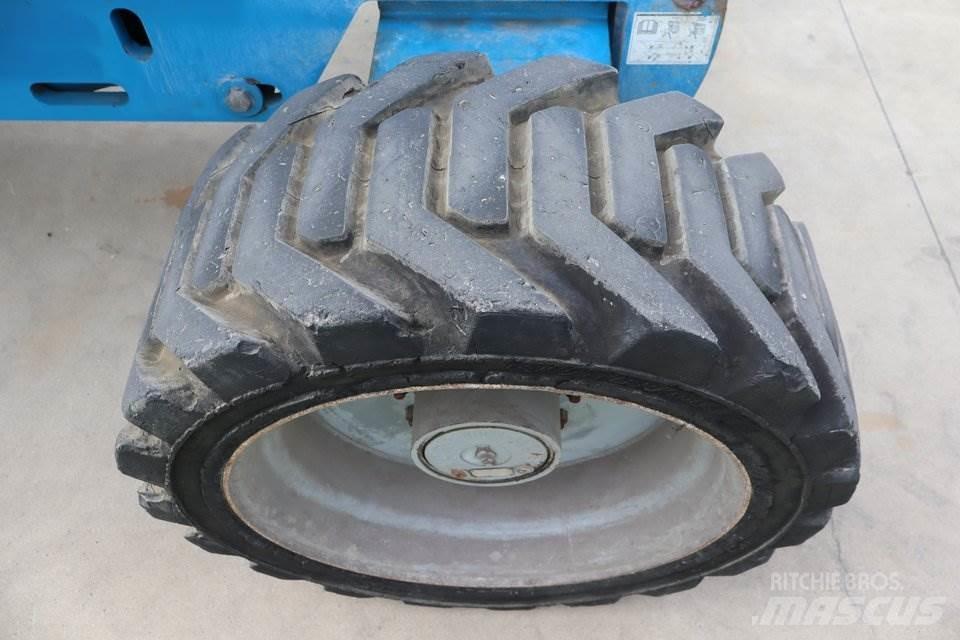 Genie Z51-30JRT 관절형 전동이동 리프트