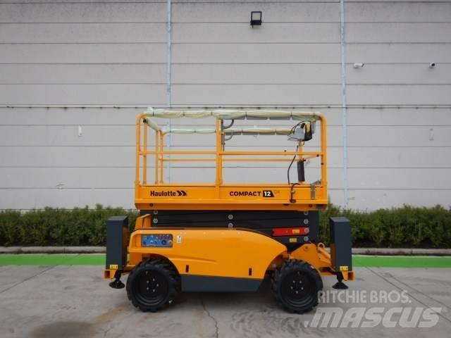Haulotte C12DX 가위형 리프트