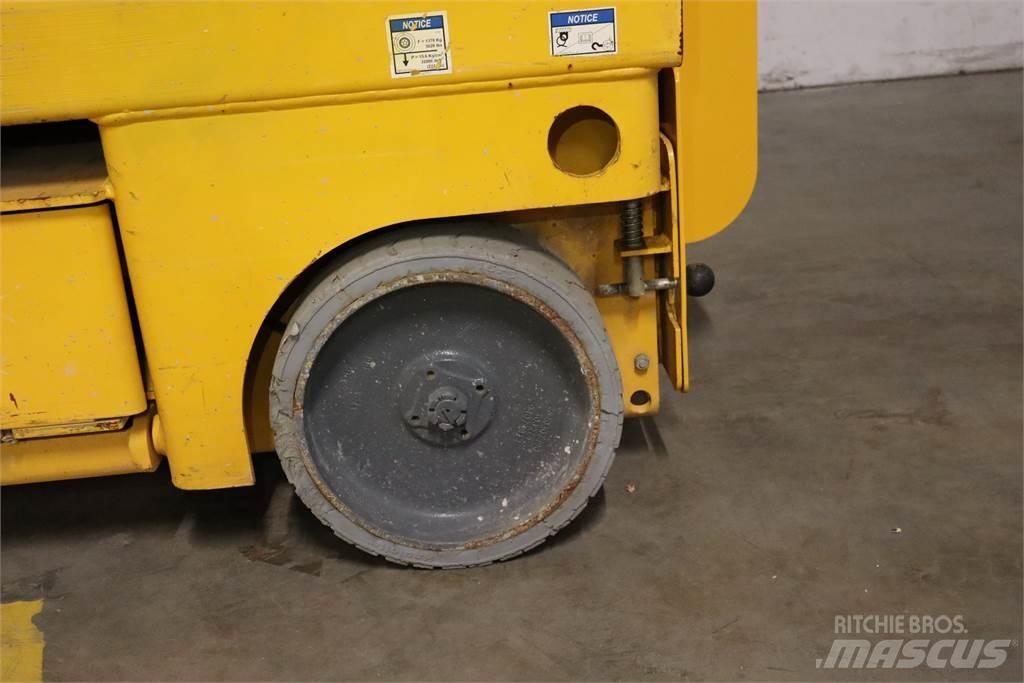Haulotte Compact 10 가위형 리프트