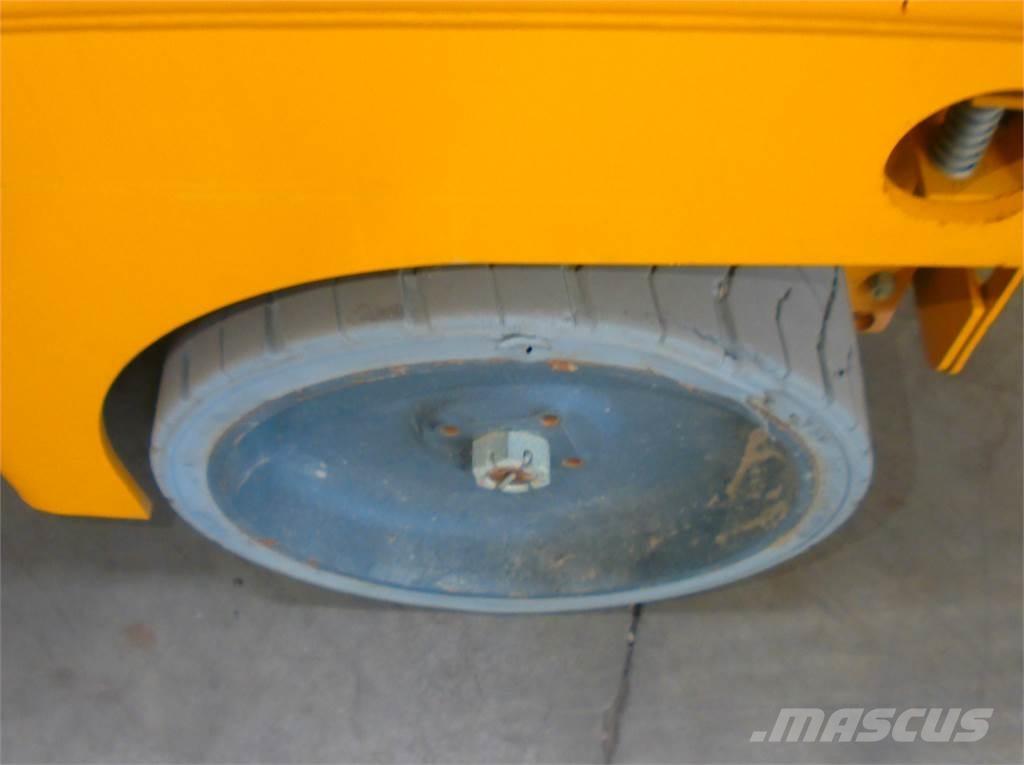 Haulotte Compact 14 가위형 리프트