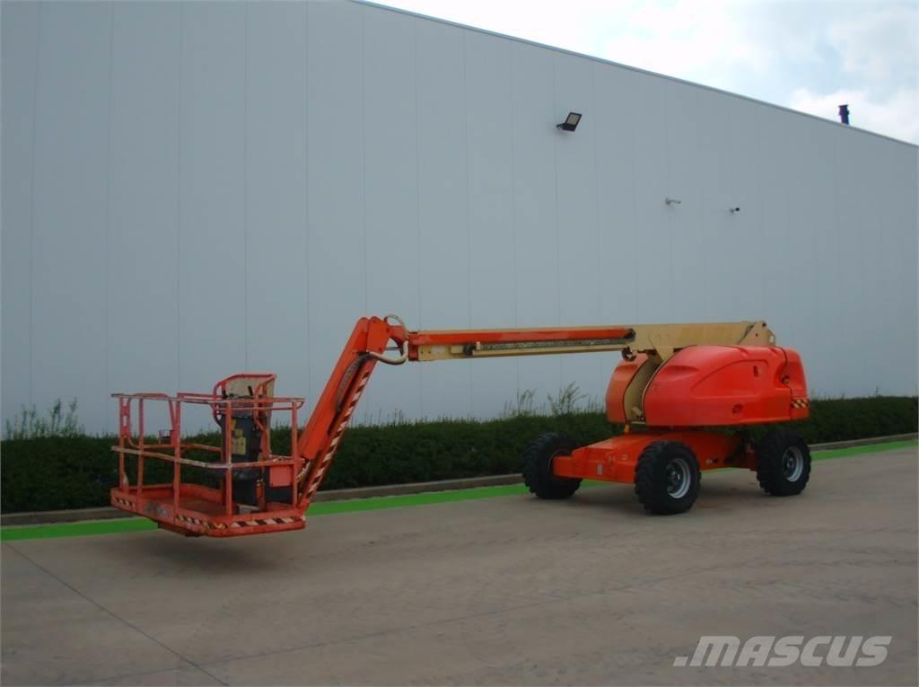 JLG 460SJ 견인식 전동이동 리프트