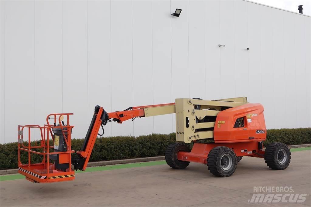 JLG 520AJ 관절형 전동이동 리프트