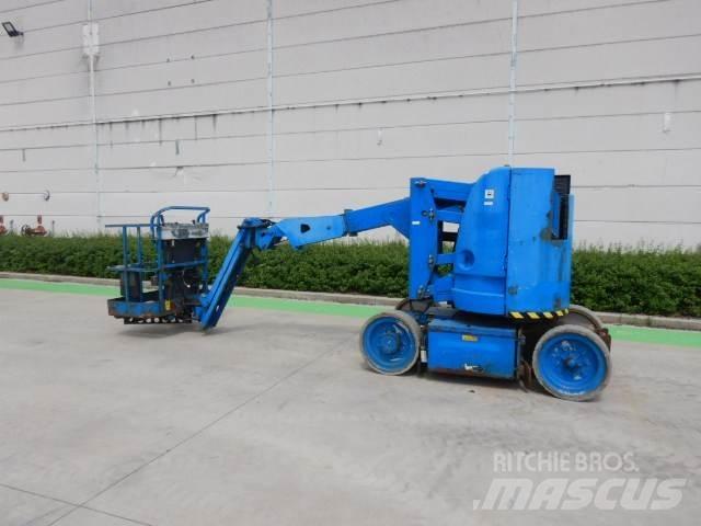 JLG E300AJP 관절형 전동이동 리프트