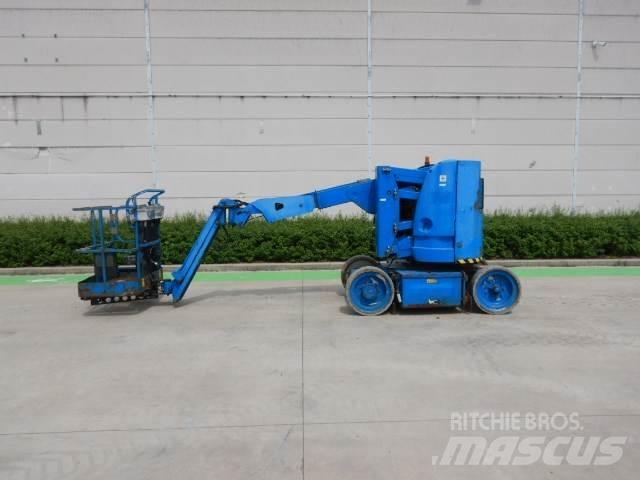 JLG E300AJP 관절형 전동이동 리프트