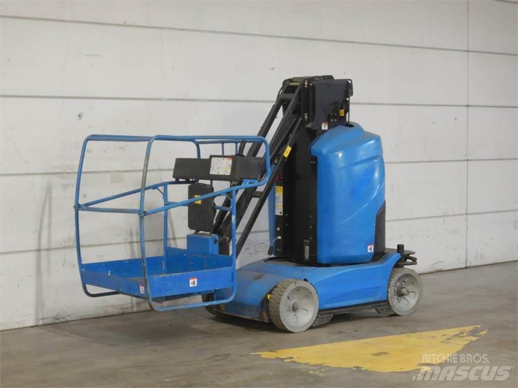 Manitou 100VJR 인원/화물 앨리베이터