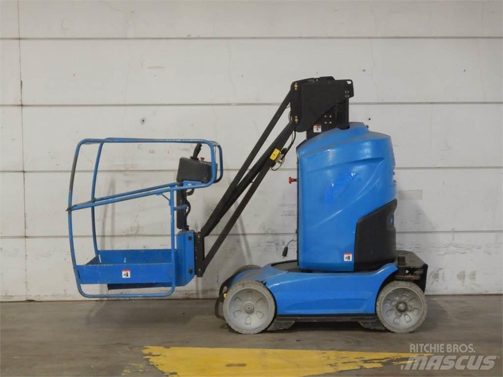 Manitou 100VJR 인원/화물 앨리베이터