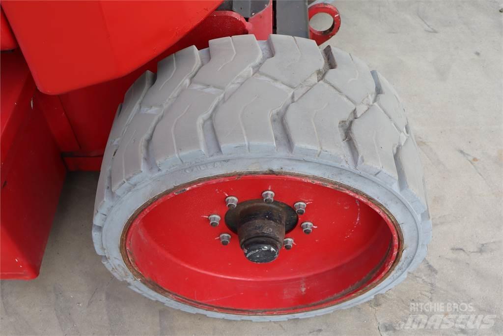 Niftylift HR17NE 관절형 전동이동 리프트