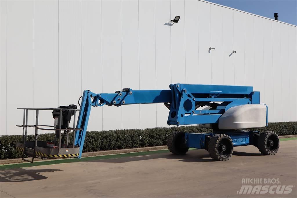 Niftylift HR28 관절형 전동이동 리프트