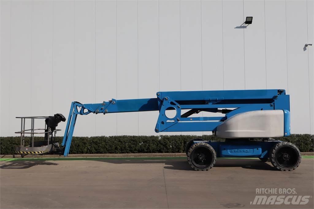 Niftylift HR28 관절형 전동이동 리프트