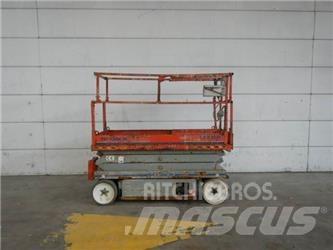 SkyJack SJ3220 가위형 리프트