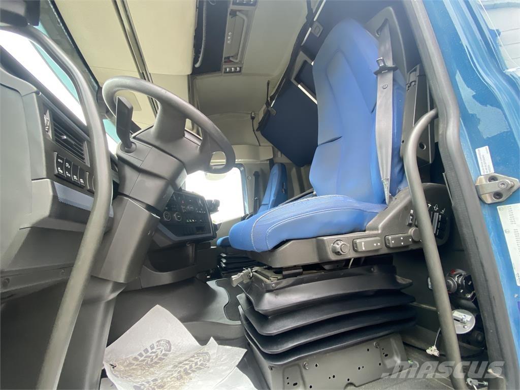 Volvo FH 6x4 트랙터 유닛