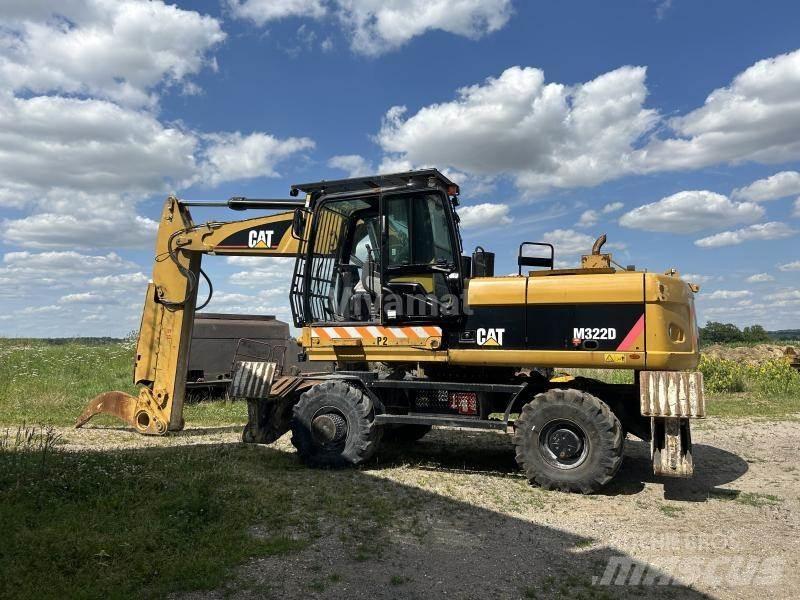 CAT M322D VAH  휠 굴삭기
