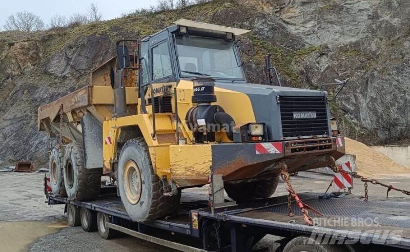 Komatsu HM300-2 연결식 홀러