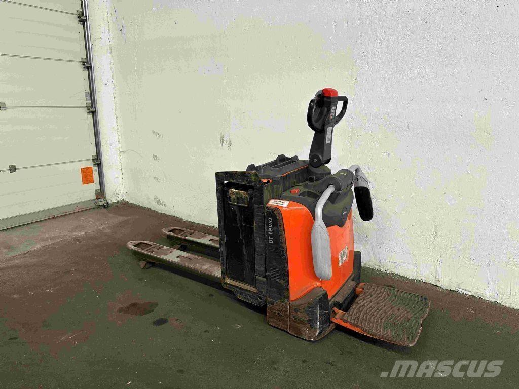 Toyota LPE 200 경량 리프터