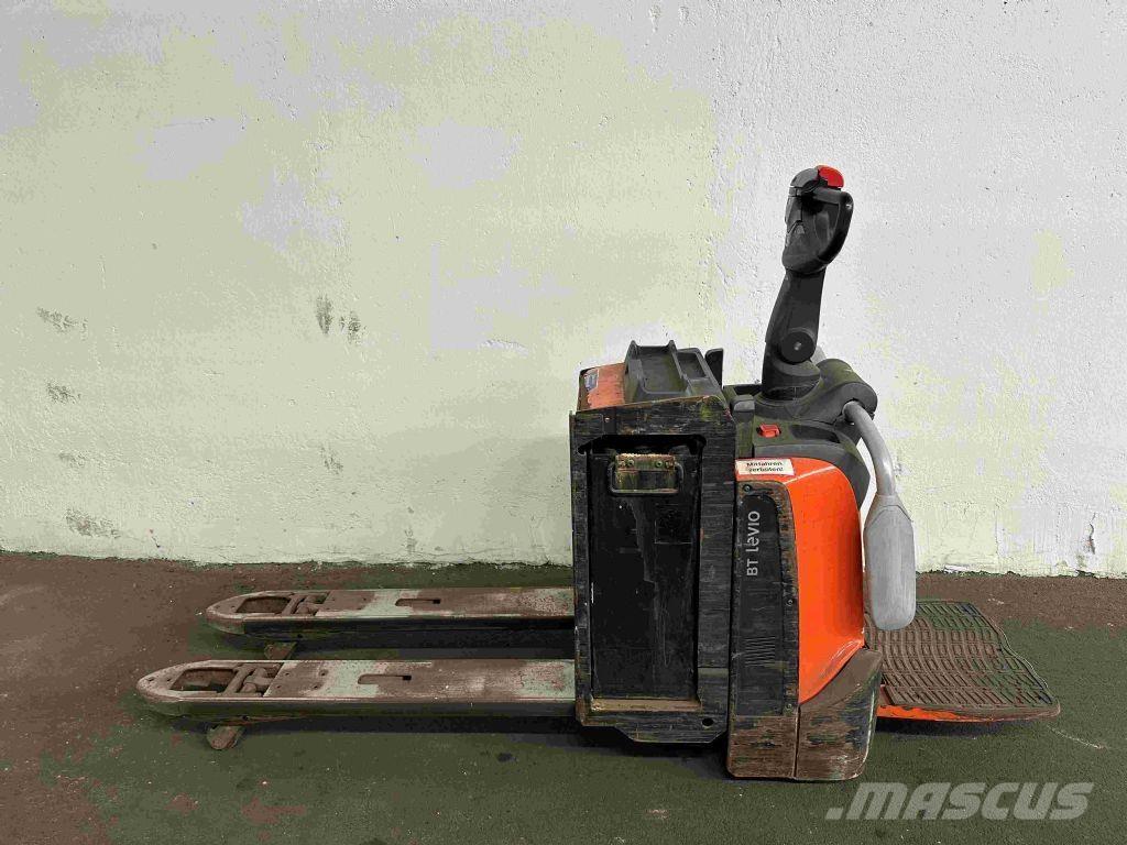 Toyota LPE 200 경량 리프터