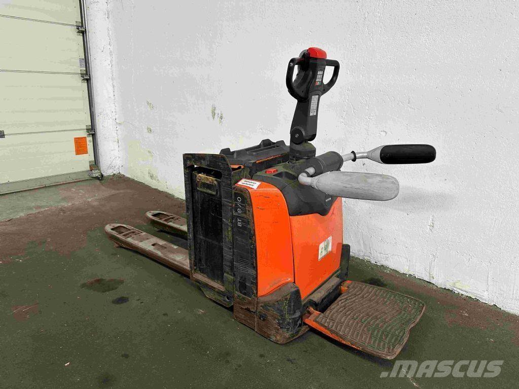 Toyota LPE 200 경량 리프터