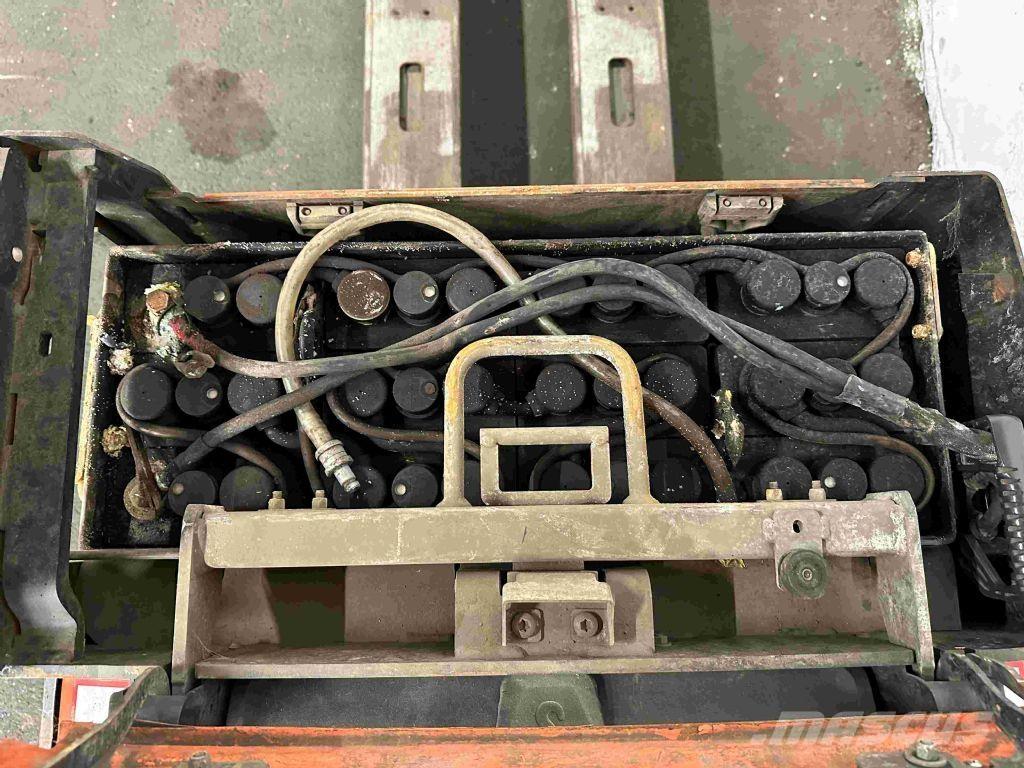 Toyota LPE 200 경량 리프터