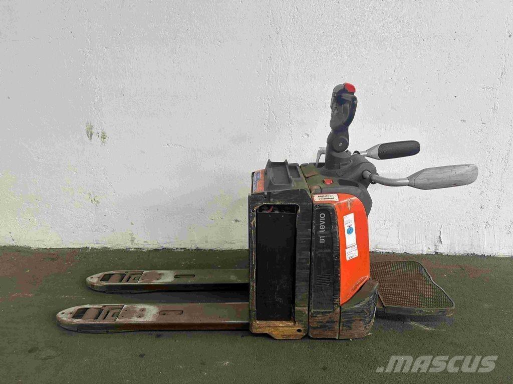 Toyota LPE 200 경량 리프터