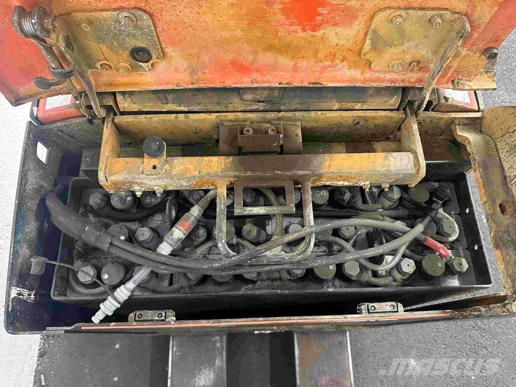 Toyota LPE 200 경량 리프터
