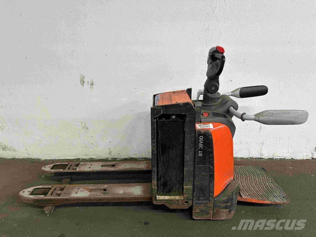 Toyota LPE 200 경량 리프터