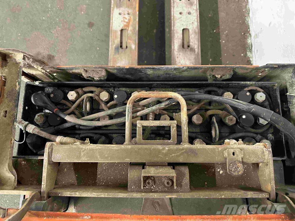 Toyota LPE 200 경량 리프터