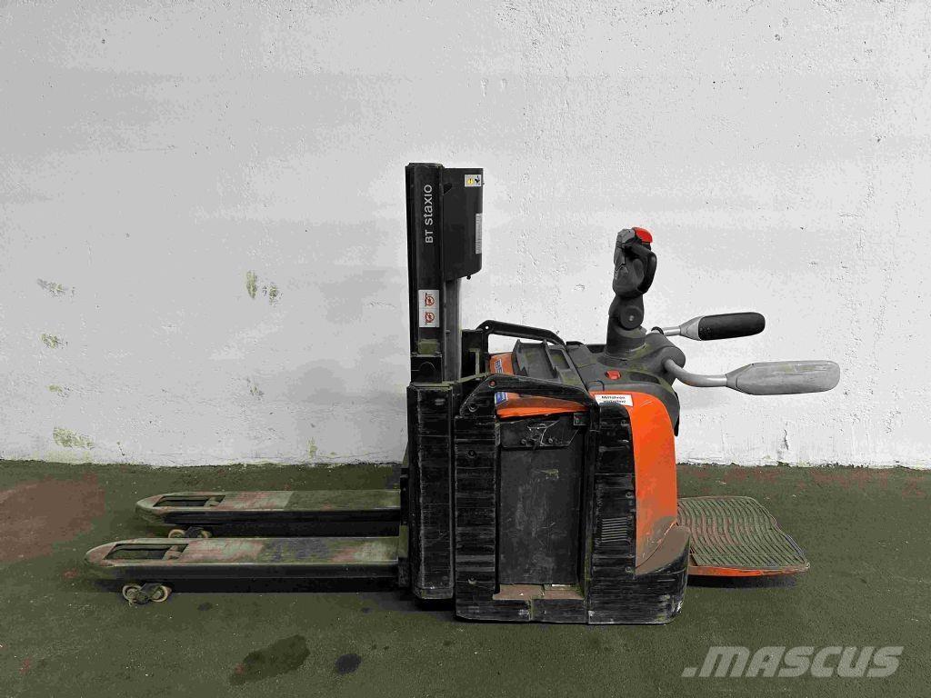 Toyota SPE 200 D 포크리프트