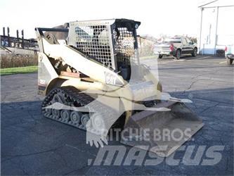 CAT 257  스키드로더