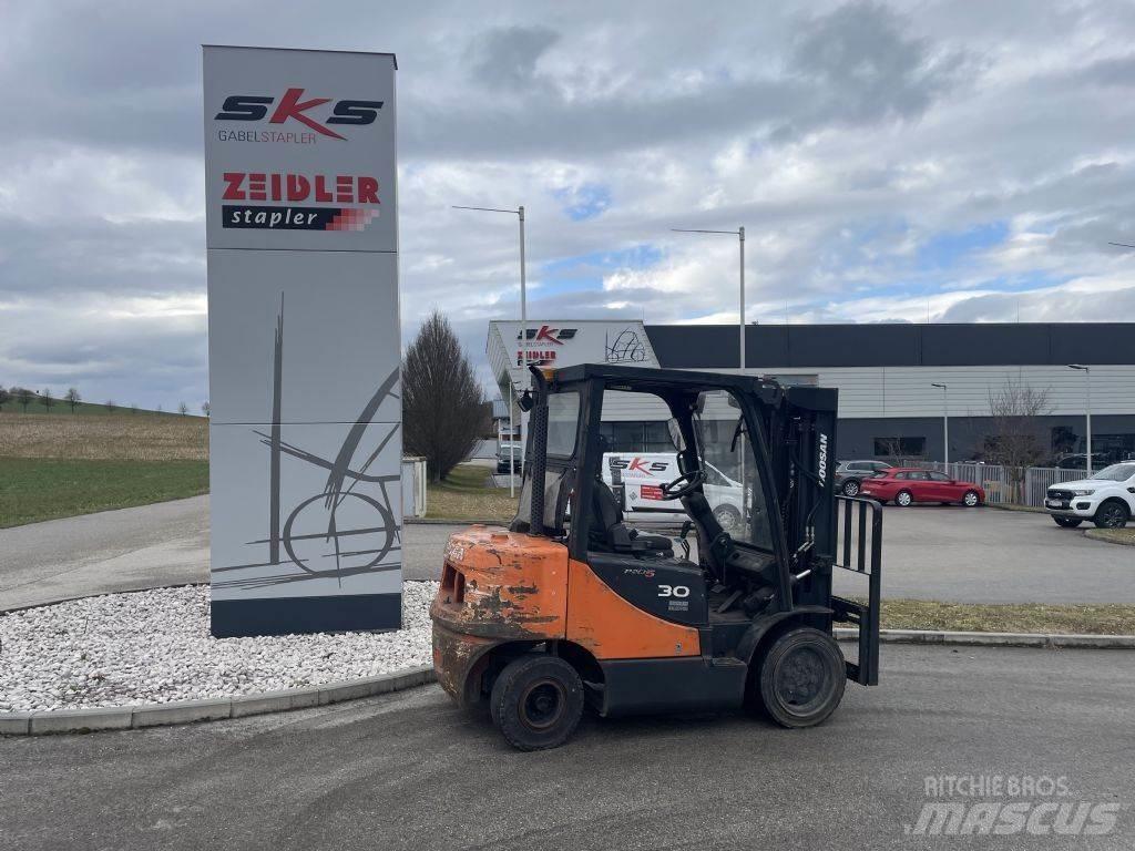 Doosan D30S-5 디젤 지게차