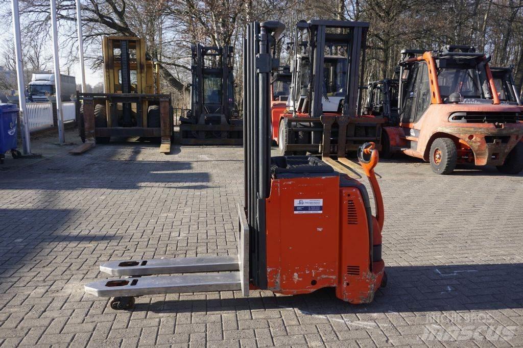 Linde D12 포크리프트