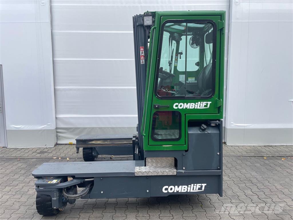 Combilift C4000 사이드로더